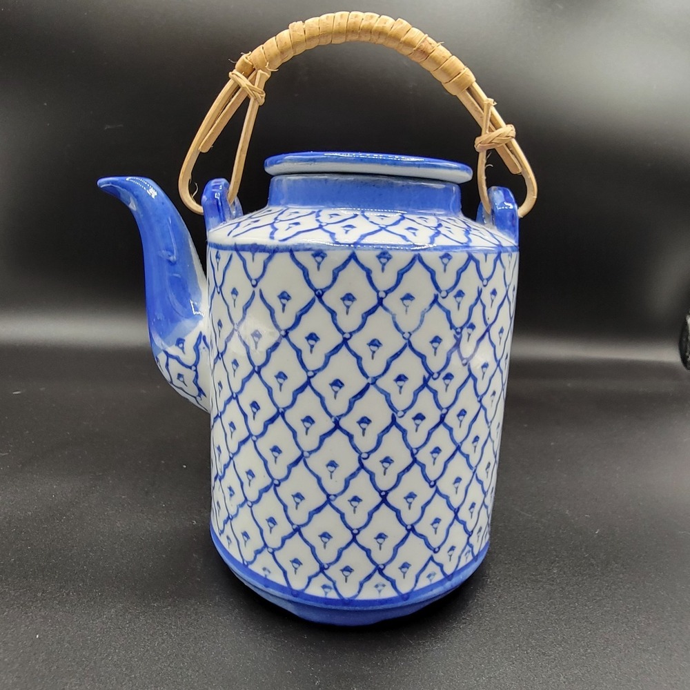 Blue & White Porcelain Floral Patterned Thai Teapot With A Bamboo Handle & Lid